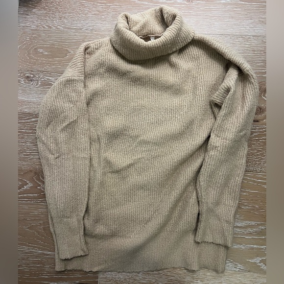 Dreamers by Debut brown turtleneck sweater - Picture 1 of 1